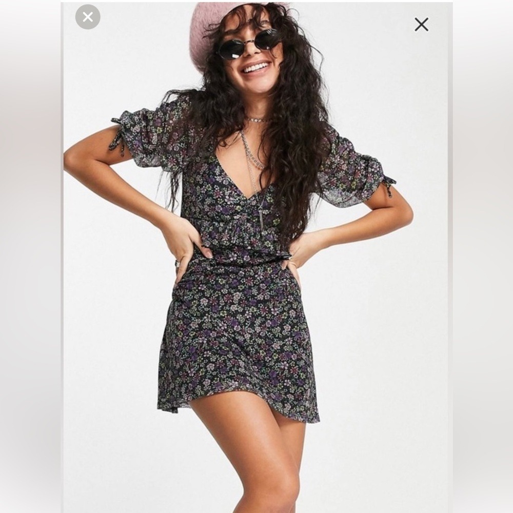 TOPSHOP Petite Floral Mesh Mini Dress‎ Puff Sleeve Ruffle V Neck Black Purple